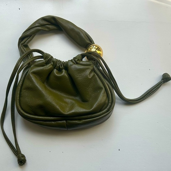 ZARA MINI BUCKET BAG WITH GOLDEN BOBBLE - Picture 2 of 5